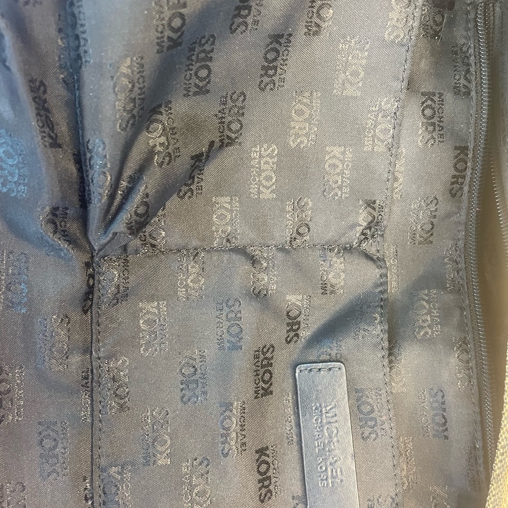 Authentic Michael Kors Purse  #056NC Jet Set Monogram Tote Bag in black and tan - Picture 9 of 11